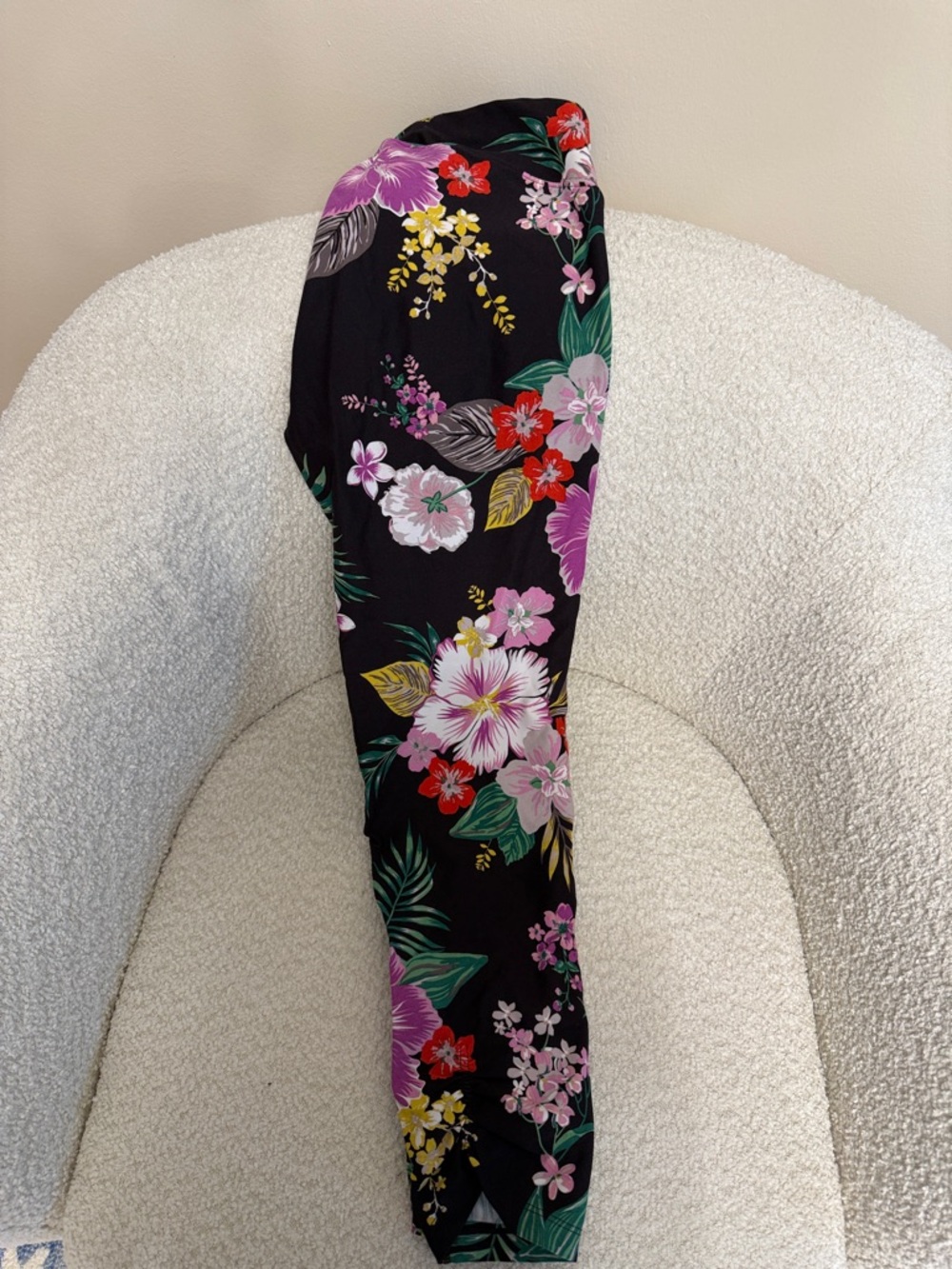 Calvin Klein Black Floral Print Women’s leggings